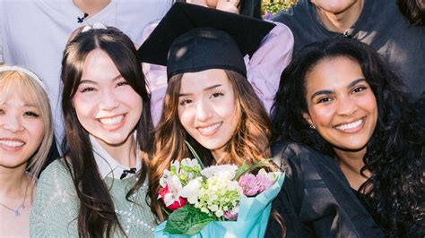 Pokimane “graduates” from OfflineTV to pursue new mystery project.